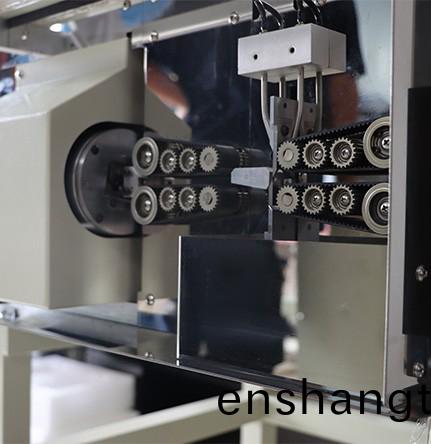 全自動衕軸(zhou)線(xian)剝(bo)線(xian)機